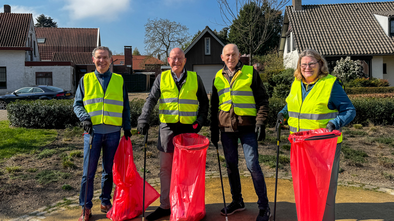 college helpt bij landelijke opschoondag